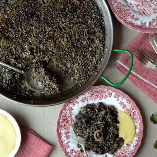 Black Rice with Squid, Arroz Negro - Recipe photo by mama ia blog
