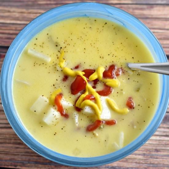 Crockpot Cheeseburger Soup - Recipe photo by Flavor Walk
