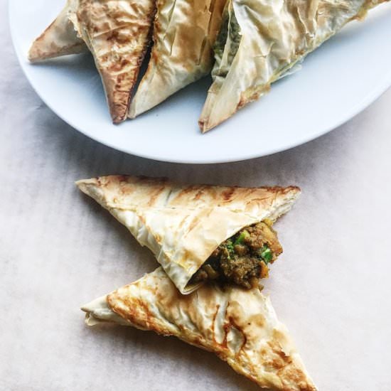 Hot Cumin Spiced Samosas - Recipe photo by Mamaofmontreal