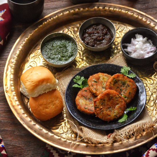 ALOO TIKKI SLIDERS - Recipe photo by Savory and Sweet Food