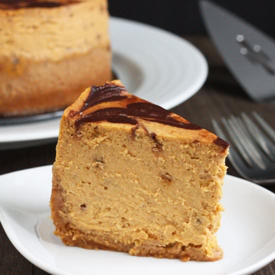 Instant Pot Pumpkin Cheesecake - Recipe photo by dessarts