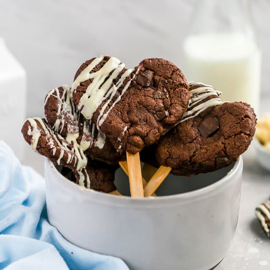 Chocolate Tahini Heart Cookie Pops - Recipe photo by trufflesandtrends