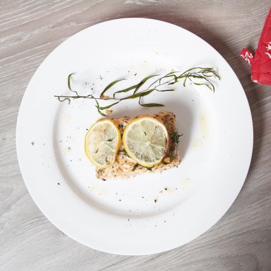 Baked tarragon salmon fillets - Recipe photo by foodmakesmehappy