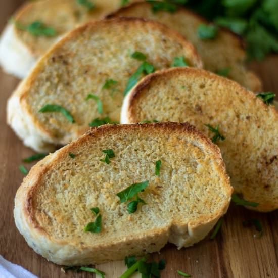 Homemade Garlic Toast - Recipe photo by amindfullmom