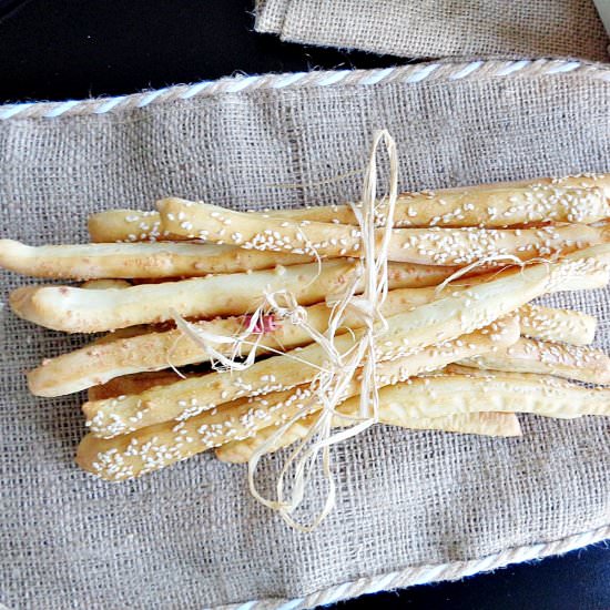 Breadsticks - Recipe photo by cookandfeed