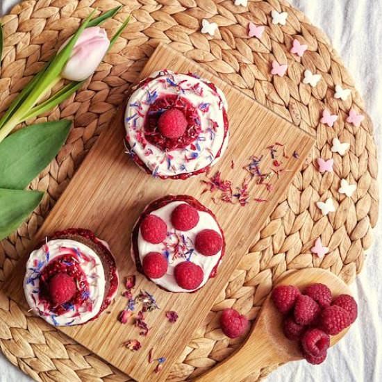Valentine’s Raspberry Mini Cakes - Recipe photo by In Love with Bliss