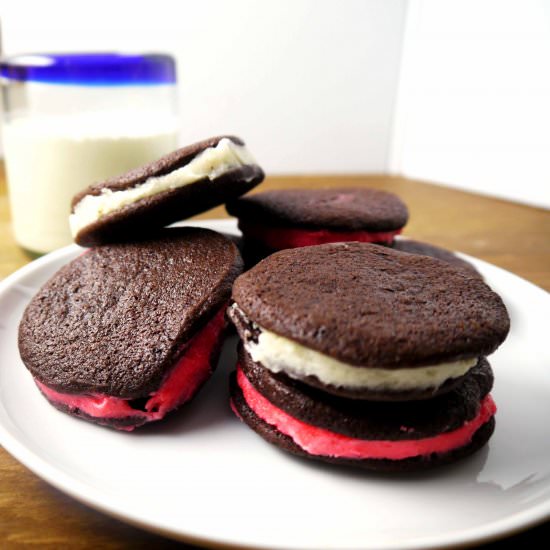 Homemade Oreo Cookies - Recipe photo by Rootsliving