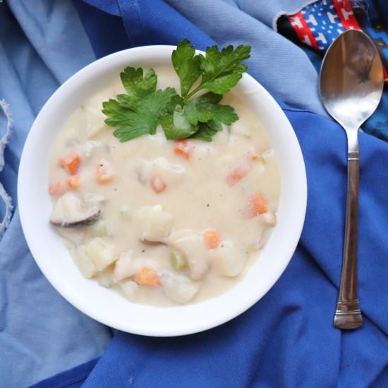Vegan New England Clam Chowder - Recipe photo by veryveganval