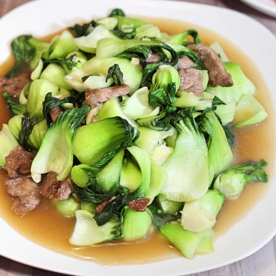 Baby Bok Choy Stir-Fry with Beef - Recipe photo by piggyout