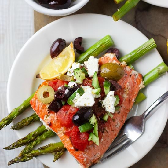 Mediterranean Salmon Low Carb Keto - Recipe photo by Garden in the kitchen