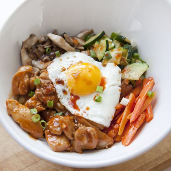 Spicy Chicken Bibimbap - Recipe photo by urbancookery
