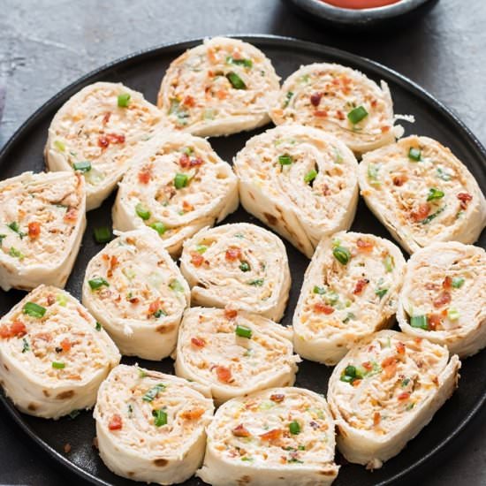 Chicken Enchilada Tortilla Roll-Ups - Recipe photo by currytrail
