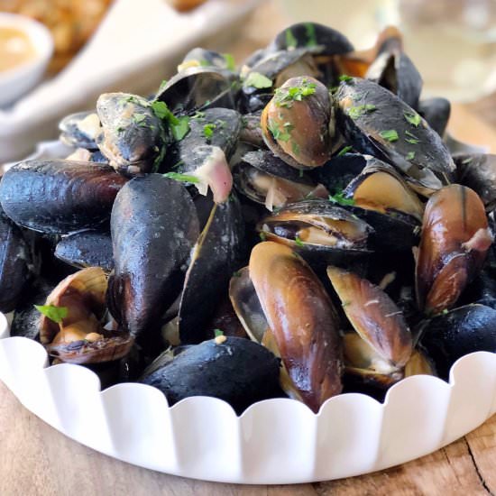 Mussels in Mustard & Saffron Sauce - Recipe photo by herlongwayhome