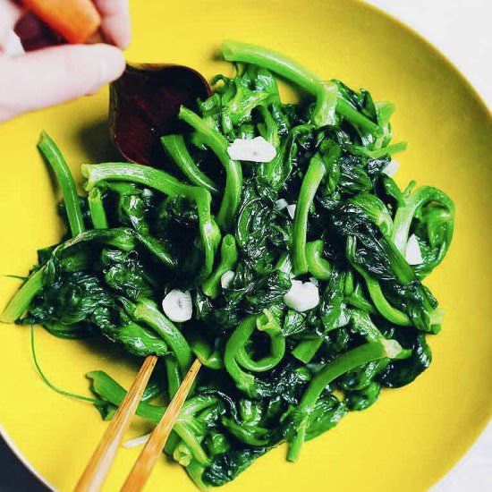 Snow Pea Leaves Stir-Fry - Recipe photo by IHeartUmami