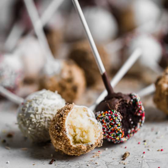 Cake Pops - Recipe photo by browneyedbaker