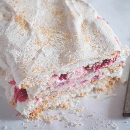 Stacked Pavlova with Raspberries - Recipe photo by adinutza