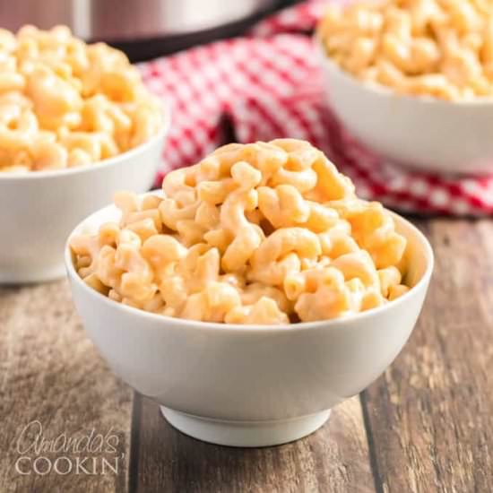 Instant Pot Mac and Cheese - Recipe photo by amandascookin