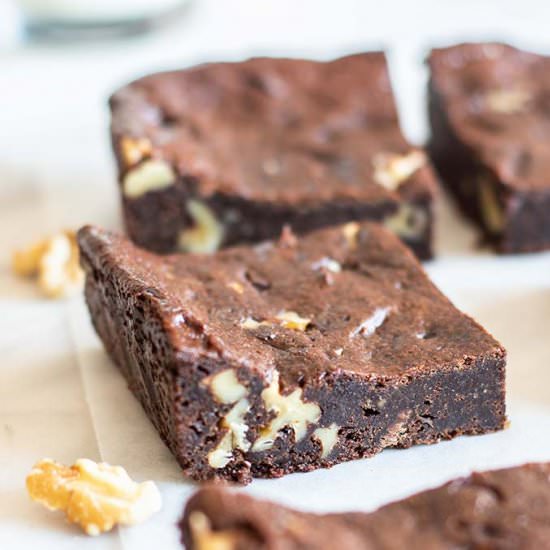 The BEST Fudgy Vegan Brownies - Recipe photo by SunkissedKitch