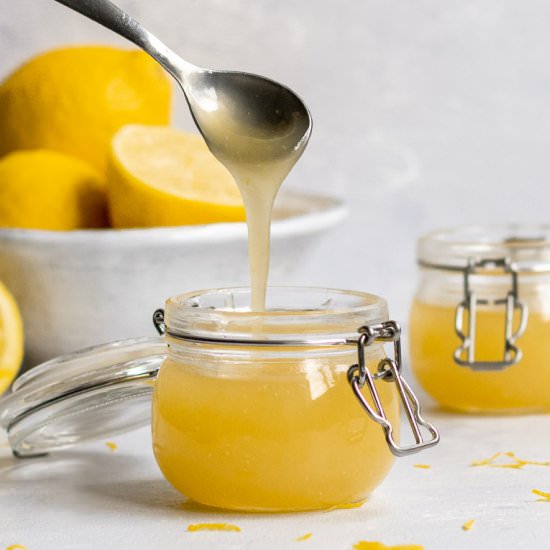 Easy Vegan Lemon Curd - Recipe photo by ShortGirlTallOrder