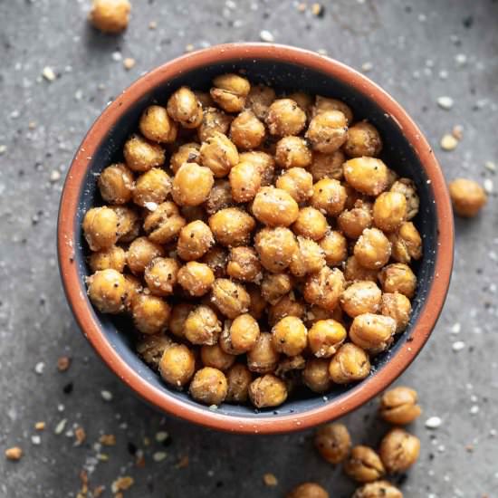 Crispy Everything Bagel Chickpeas - Recipe photo by cookingforkeeps