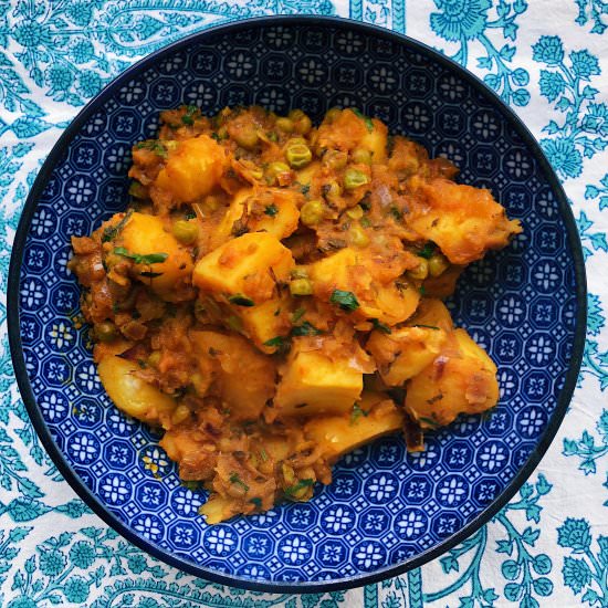 Aloo Matar – Potato and Pea Curry - Recipe photo by chilliandmint
