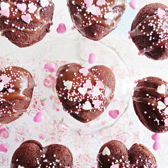 Double Chocolate Brownie Hearts - Recipe photo by cookandfeed