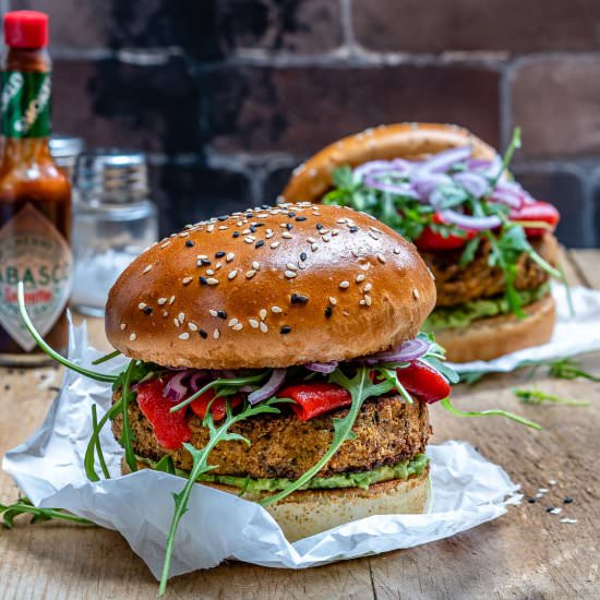 Easy Vegan Veggie Burger - Recipe photo by Blondelish.com