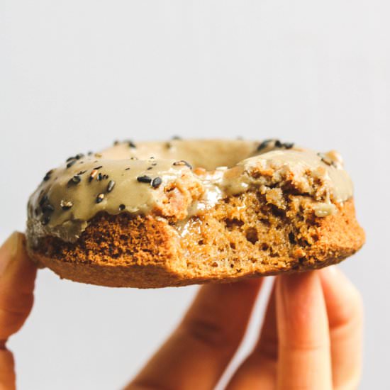 Black Sesame Miso Caramel Donuts - Recipe photo by okonomi kitchen