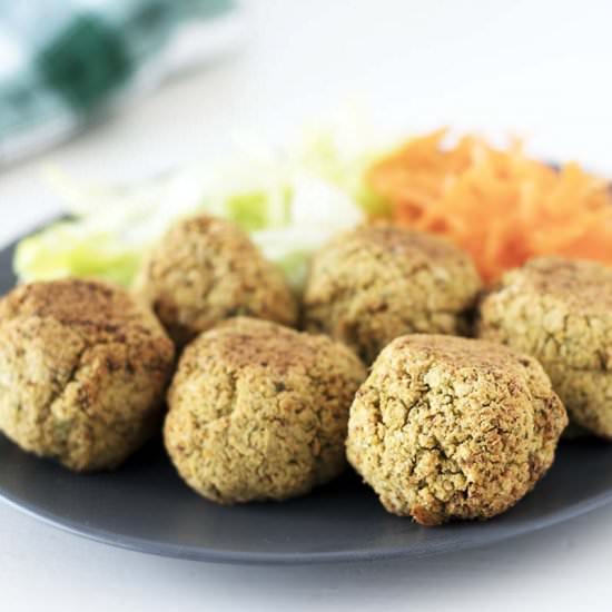 Baked cauliflower falafel - Recipe photo by Mandy Sneaky Veg