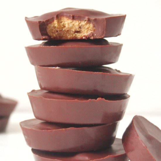 No-Bake Peanut Butter Cups - Recipe photo by thepeacheepear