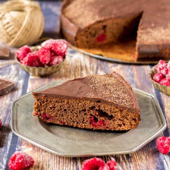Quick Chocolate Raspberry Cake - Recipe photo by Blondie-ish at kitchen