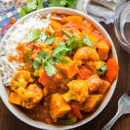 Sweet Potato & Vegetable Vindaloo - Recipe photo by Connoisseurus Veg