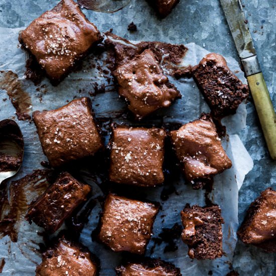 Vegan brownies - Recipe photo by TheLittlePlantation