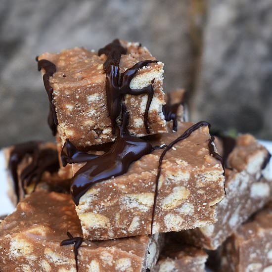 Caramel Peanut Butter Fudge - Recipe photo by lightscamerabake