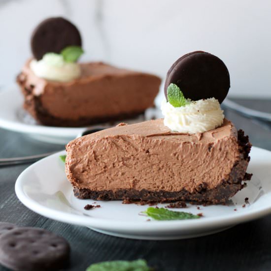 Thin Mint Chocolate Cheesecake - Recipe photo by CookingandCussing