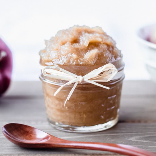Homemade Applesauce - Recipe photo by kickassbaker
