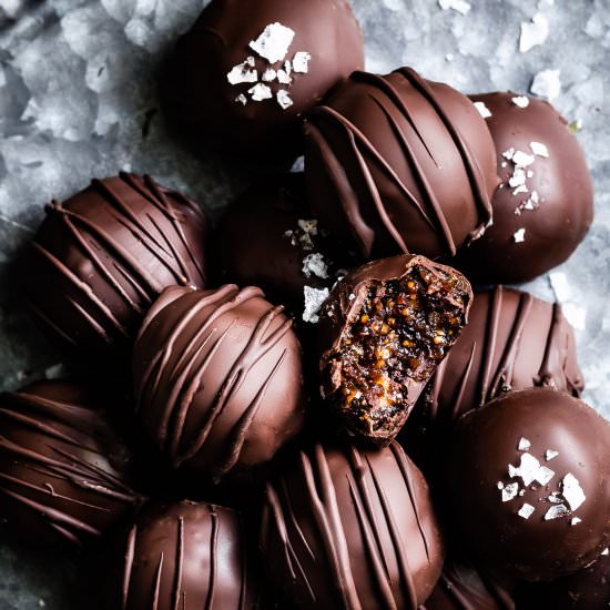 Chocolate Fig Truffles - Recipe photo by snixykitchen