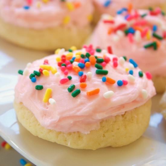 Soft Frosted Sugar Cookie - Recipe photo by sisterskneadsweets
