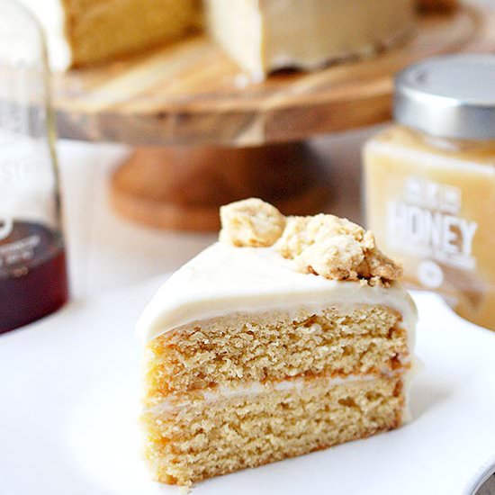 Maple cake with honey frosting - Recipe photo by evabakes