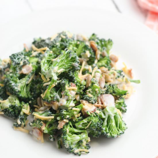 EASY BROCCOLI SALAD - Recipe photo by Stylish Cravings