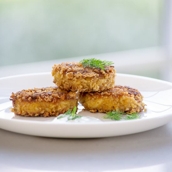 Mini Crab Cakes - Recipe photo by House of Elyn Ryn