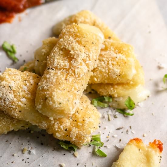 Gluten Free Baked Mozzarella Sticks - Recipe photo by Inspector Gorgeous