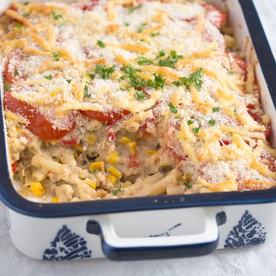 Cheesy Tuna Noodle Casserole - Recipe photo by adinutza