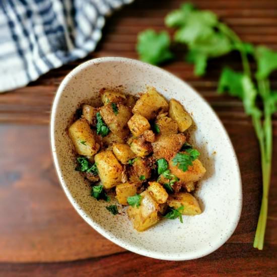 Easy garlic roasted potatoes - Recipe photo by rparm