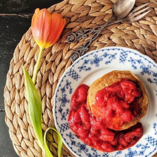 Perfect Vegan Breakfast Pancakes - Recipe photo by In Love with Bliss
