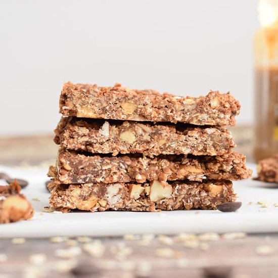 Simple peanut butter granola bars - Recipe photo by karlijn2