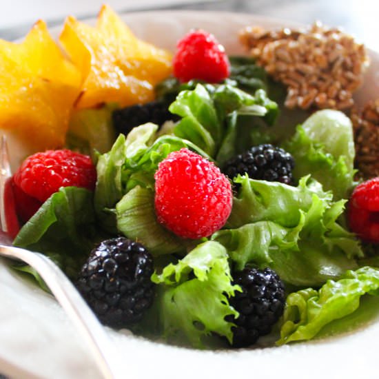 berries and greens with maple crisp - Recipe photo by vegancabinlife
