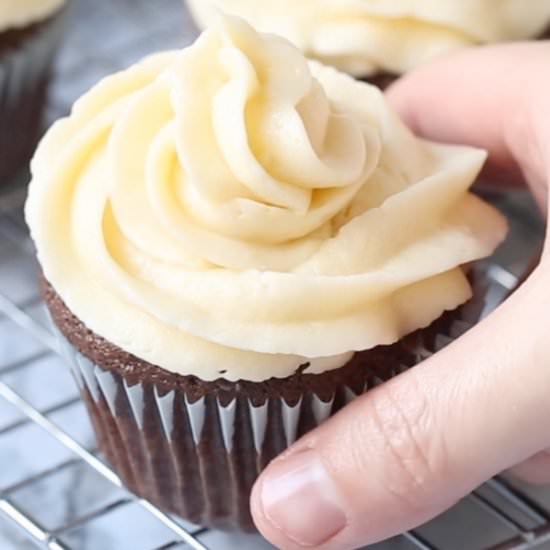 Guinness Cupcakes with Bailey's - Recipe photo by sugarspiceandglitter