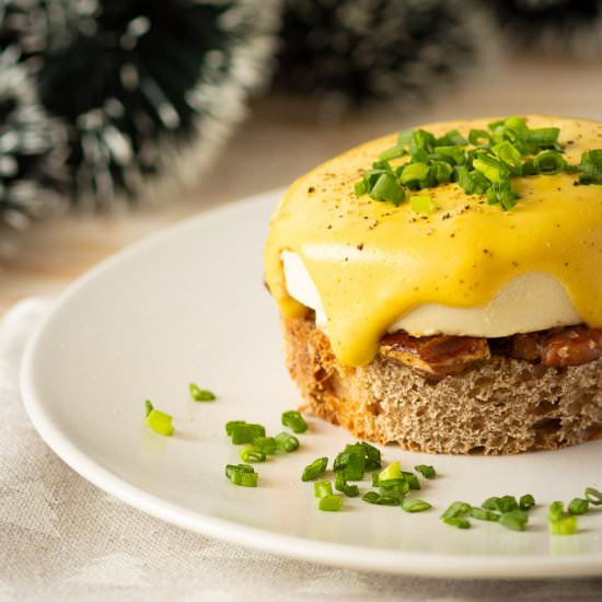 Vegan Tofu Benedict - Recipe photo by slavicvegan