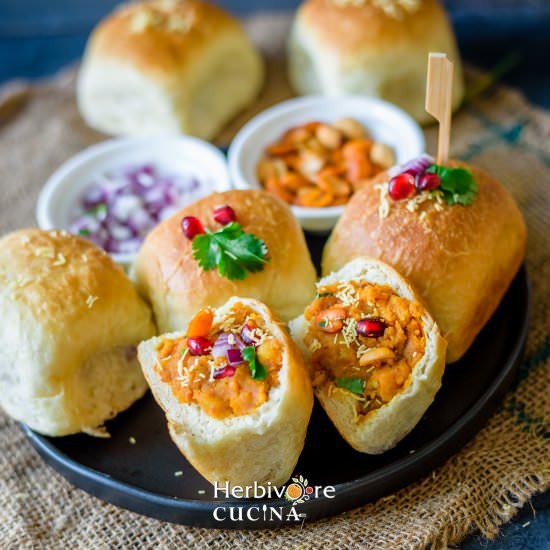 Baked Dabeli | Potato Stuffed Buns - Recipe photo by Herbivore Cucina